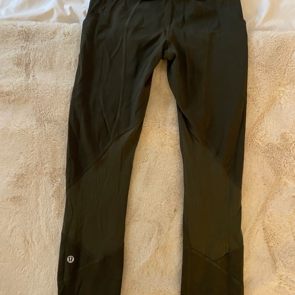 Lululemon crop leggings army green
